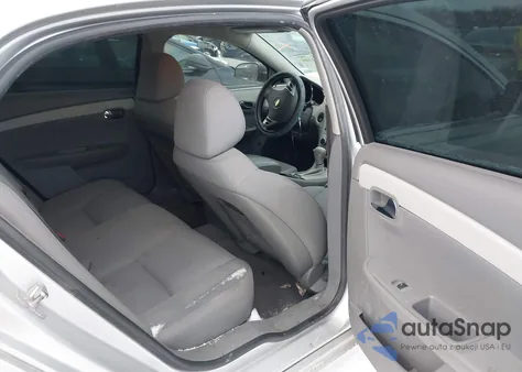 2010 Chevrolet Malibu Ls z USA, uszkodzony, nr VIN 1G1ZB5EB4AF274348